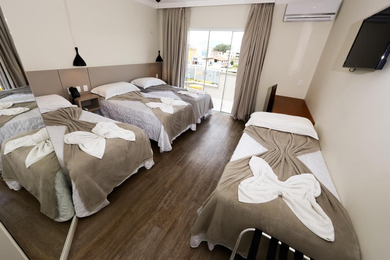 Nacoes Hotel